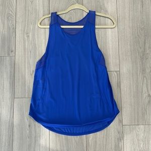 Lululemon tank